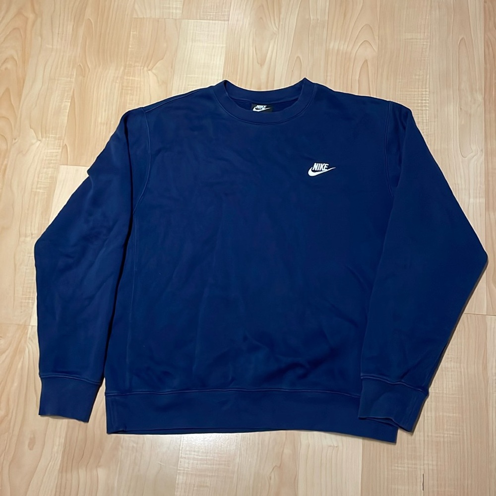 Nike crewneck